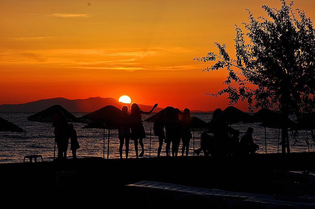Perla Hotel Dikili Buitenkant foto