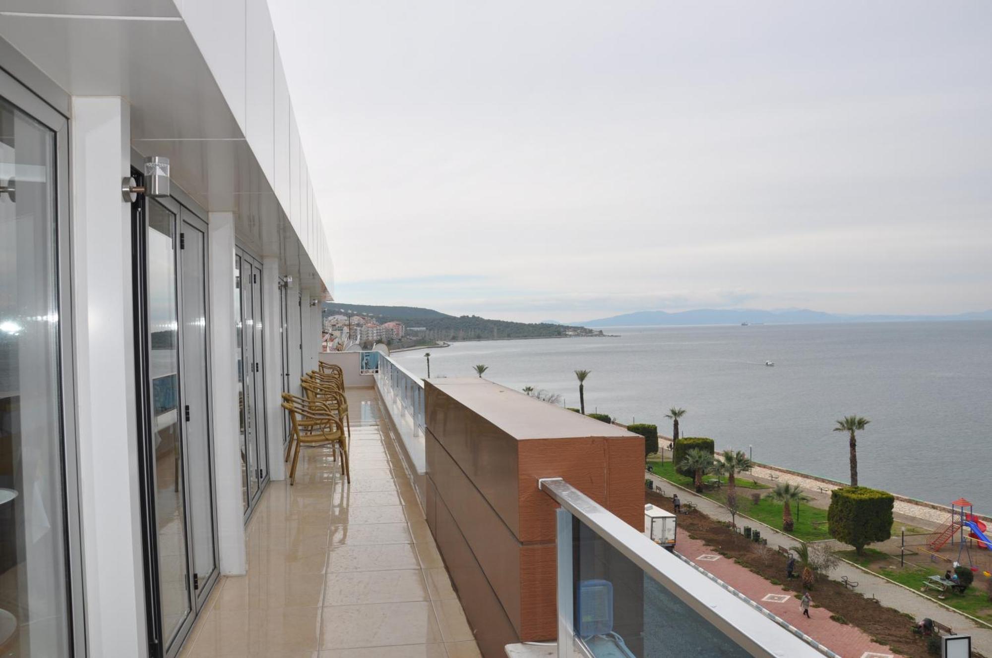 Perla Hotel Dikili Buitenkant foto