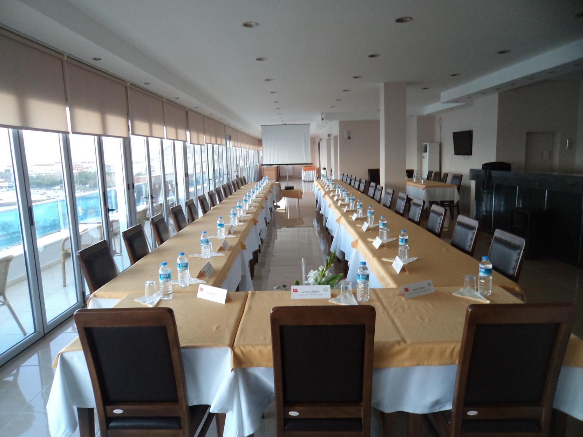 Perla Hotel Dikili Buitenkant foto